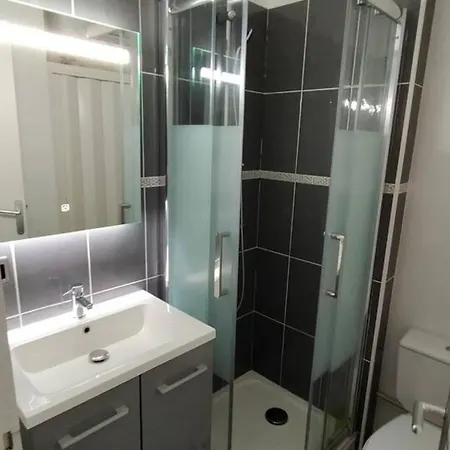 D'une Chambre Avec Terrasse Et Wifi A Apartament